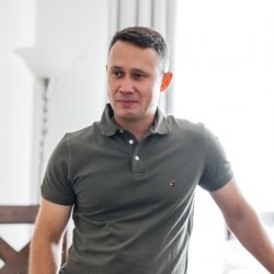 Денис